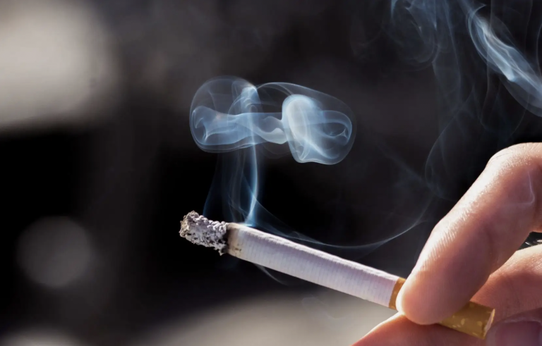 Cigarette et autres habitudes de fumeurs au Maroc