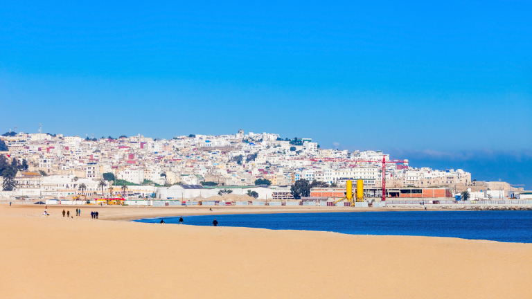 Comment les Marocains passent leurs vacances d’été en 2025?